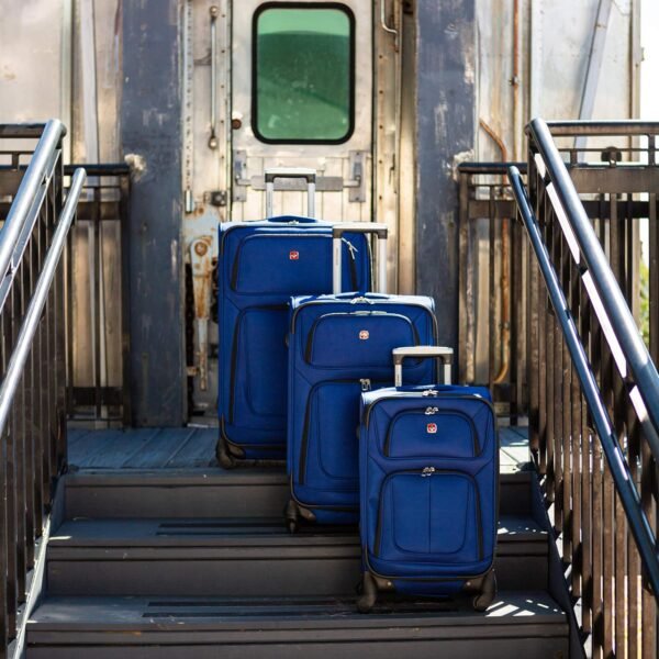 SwissGear Sion Softside Expandable Luggage, Blue, Carry-On 21-Inch - Image 8